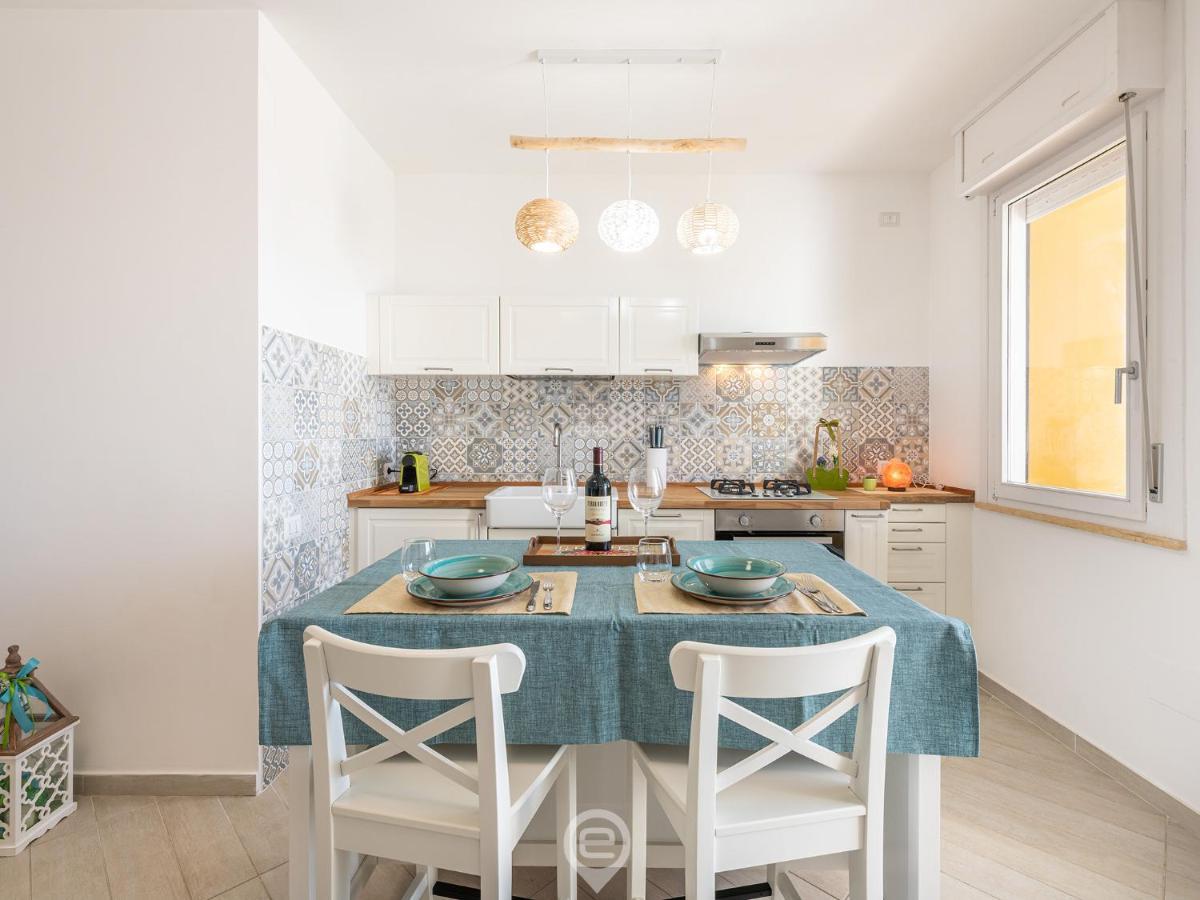 Poetto Panoramic Apartment Su Forti Ngoại thất bức ảnh
