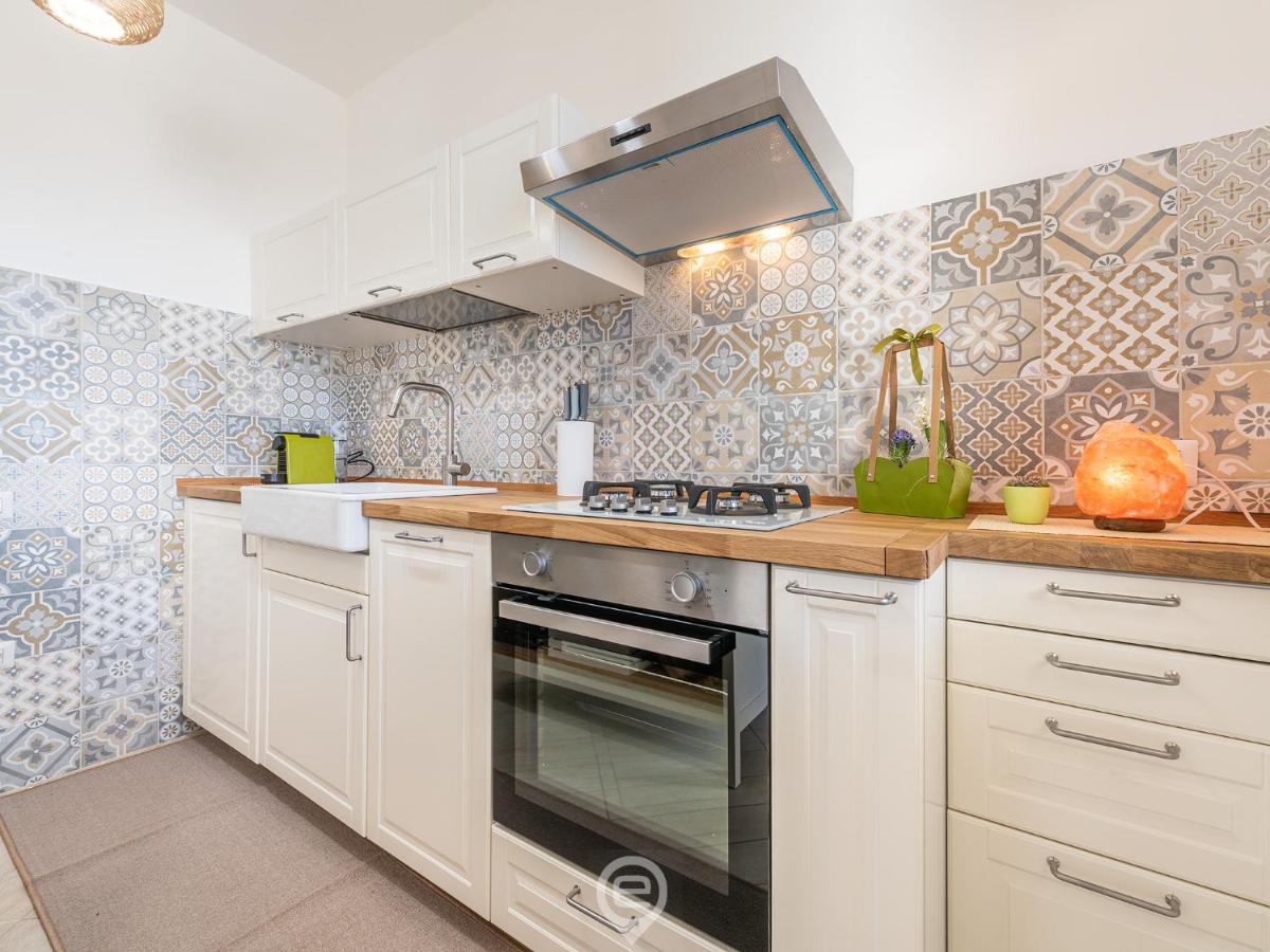 Poetto Panoramic Apartment Su Forti Ngoại thất bức ảnh