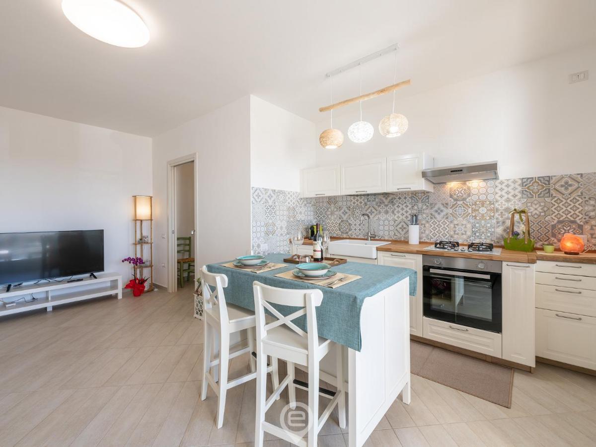 Poetto Panoramic Apartment Su Forti Ngoại thất bức ảnh